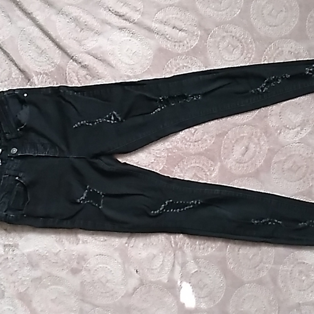 Black Almost Famous size 5 Jeans